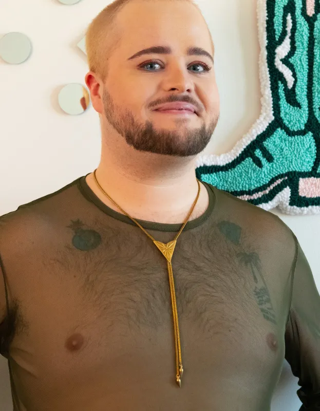 SHOOTING GUNS - Bolo tie necklace made by Cokluch