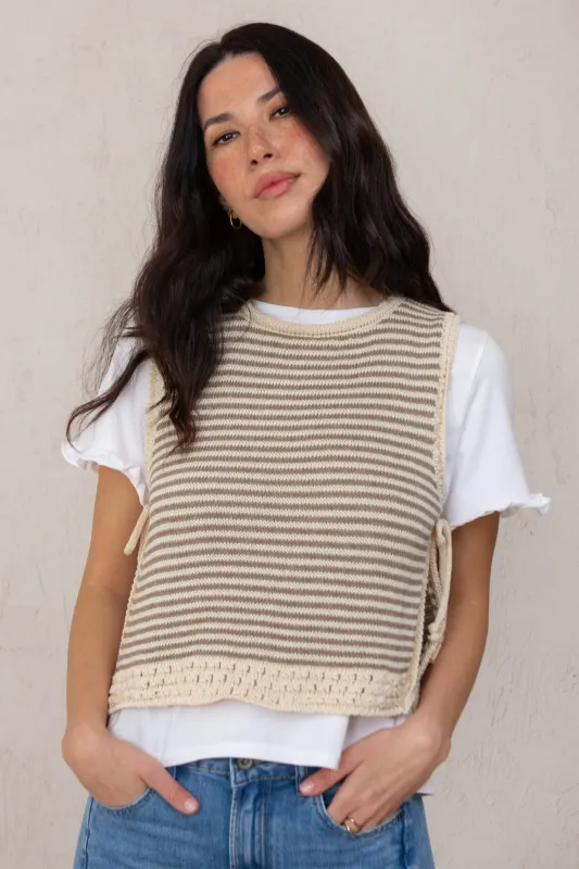 VERA TOP // BEIGE STRIPES made by La comet