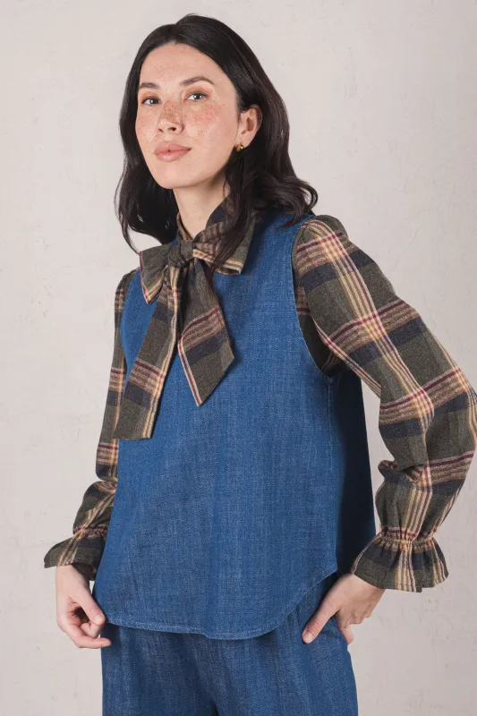 VICTORIA VEST // MEDIUM DENIM made by La comet