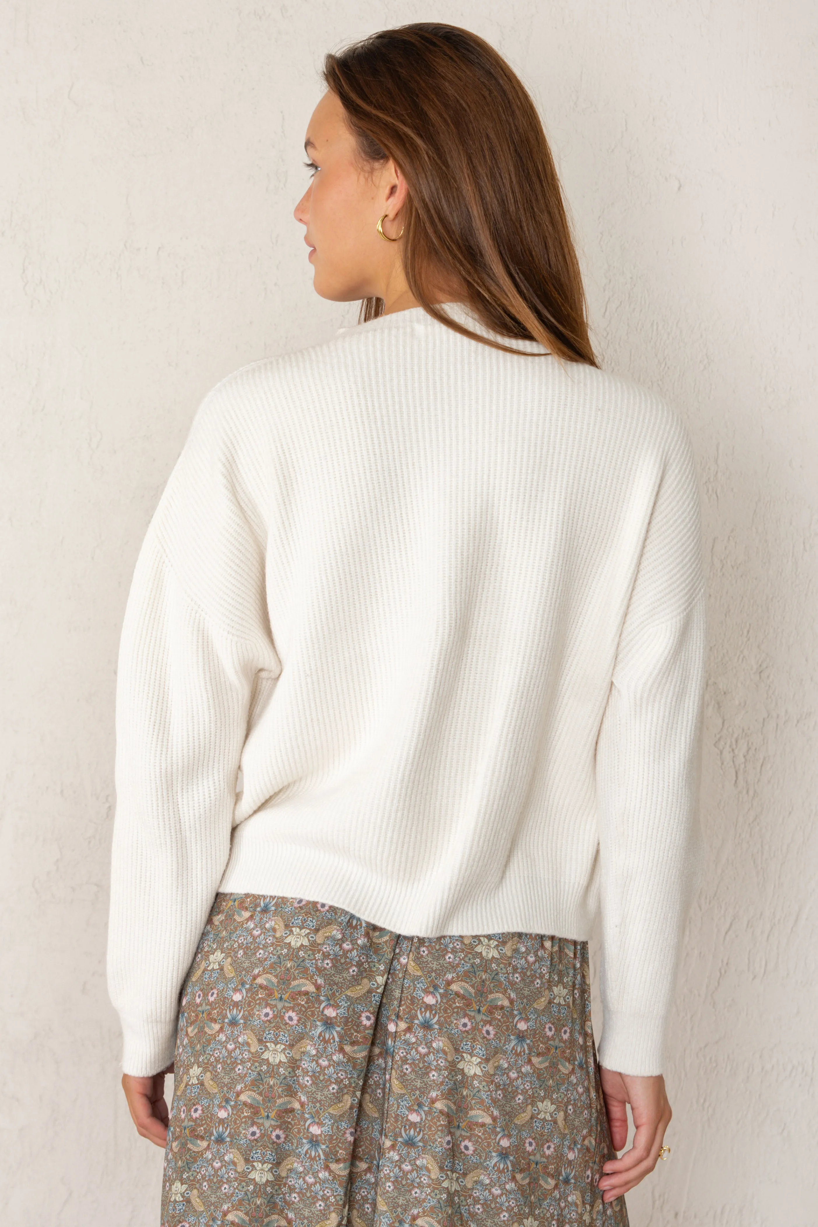 OLIVIA SWEATER // ECRU sold by La comet product image thumbnail 4