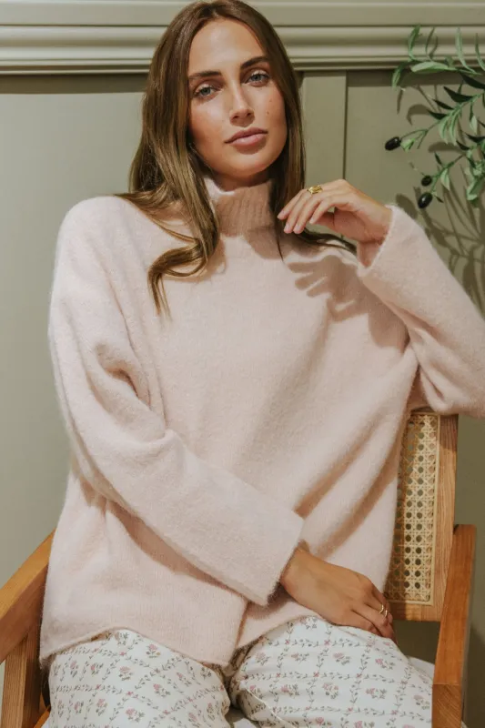 MAR SWEATER // LIGHT PINK made by La comet