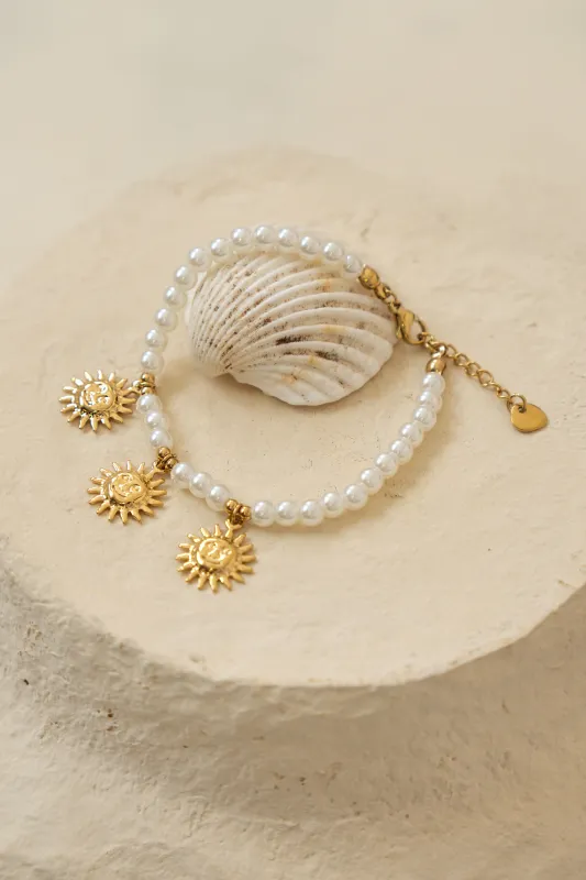 TRIPLE SUN PEARL BRACELET made by La comet