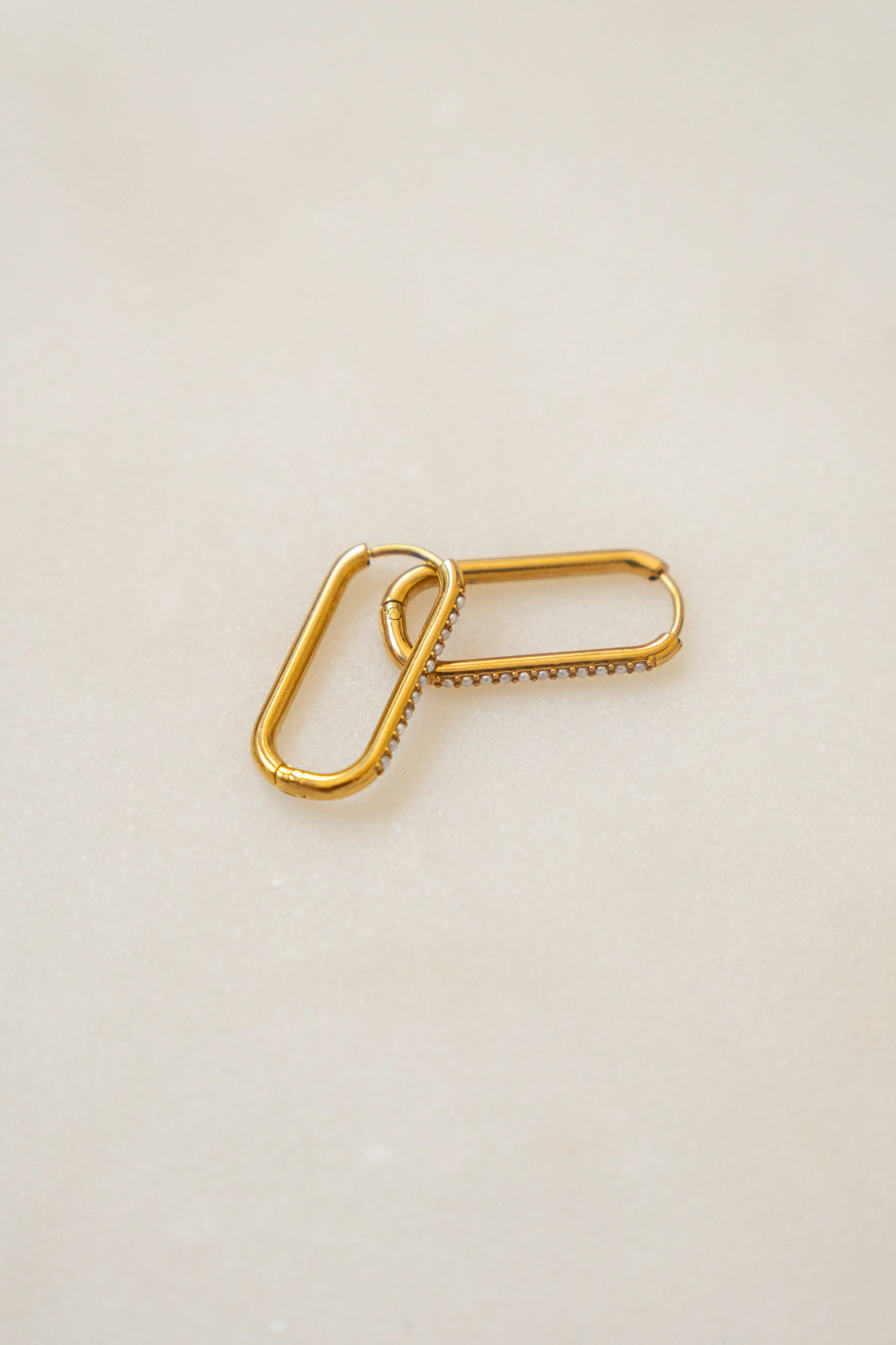 OVAL HOOP EARRINGS WITH STONES sold by La comet product image thumbnail 3