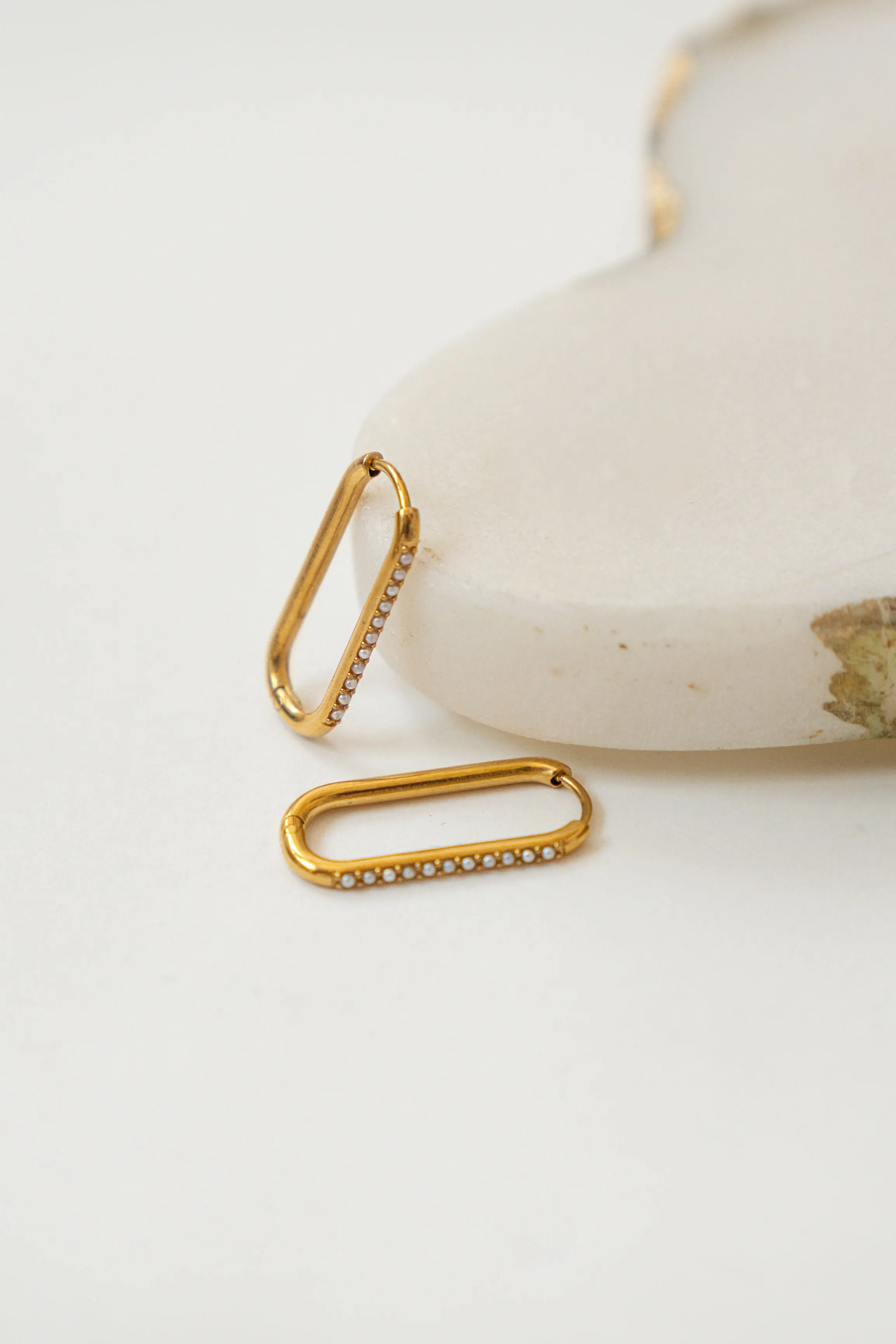 OVAL HOOP EARRINGS WITH STONES sold by La comet product image thumbnail 2