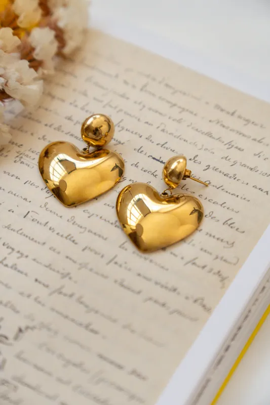 MAXI HEART DANGLING EARRINGS // GOLD made by La comet