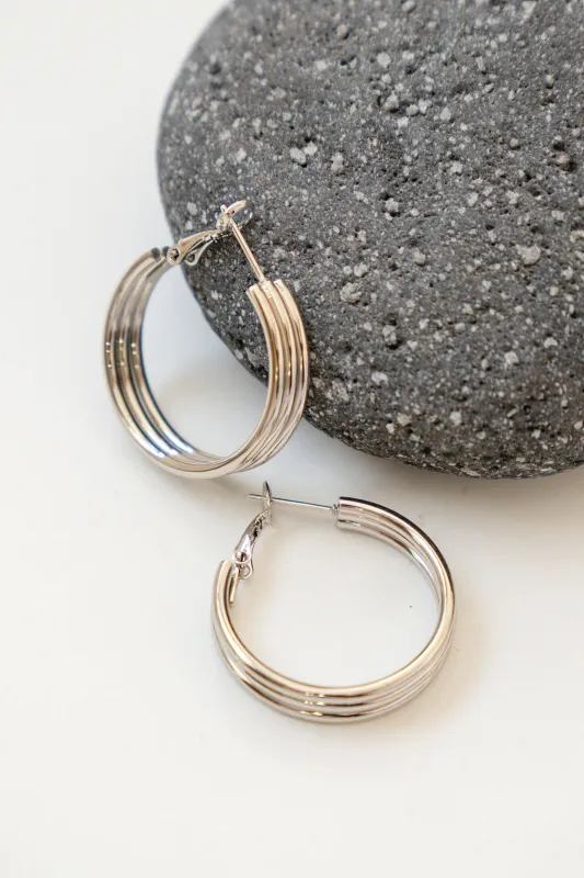 LARGE TRIPLE HOOP EARRINGS // SILVER made by La comet
