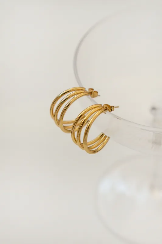 MEDIUM OPEN TRIPLE HOOP EARRINGS // GOLD made by La comet