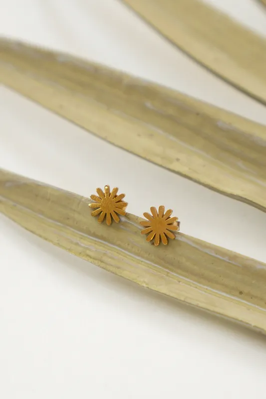 MINI DAISY EARRINGS made by La comet