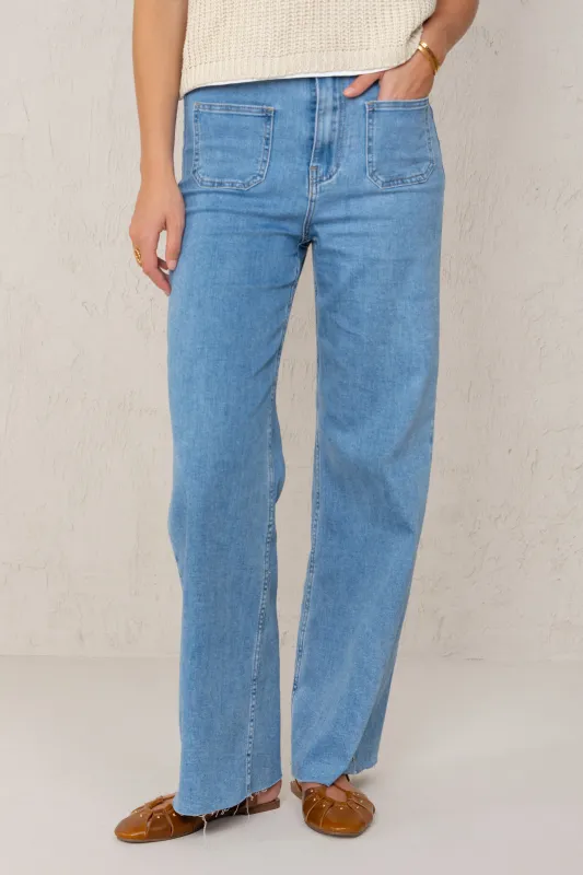 MONICA JEANS // MEDIUM DENIM made by La comet