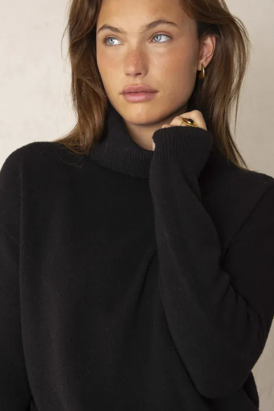 SUSANA SWEATER // BLACK made by La comet