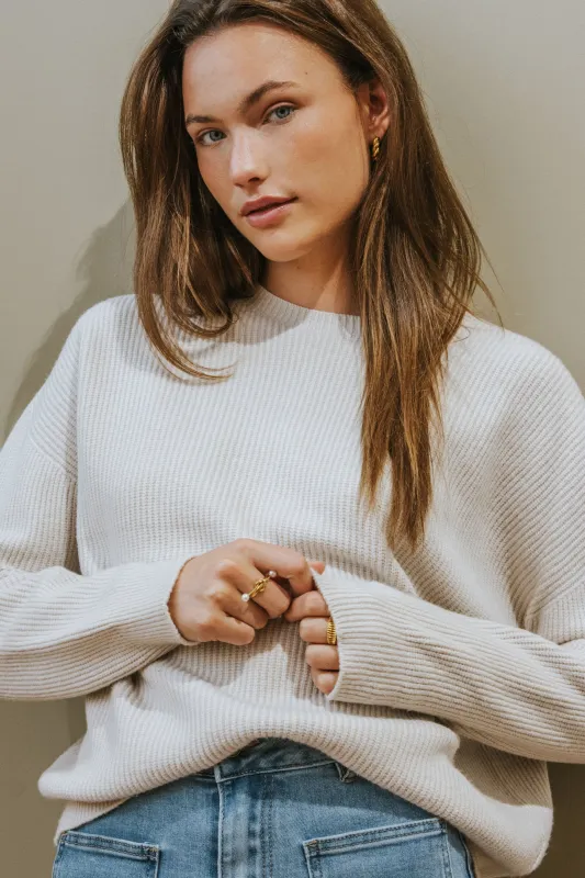 OLIVIA SWEATER // BEIGE made by La comet