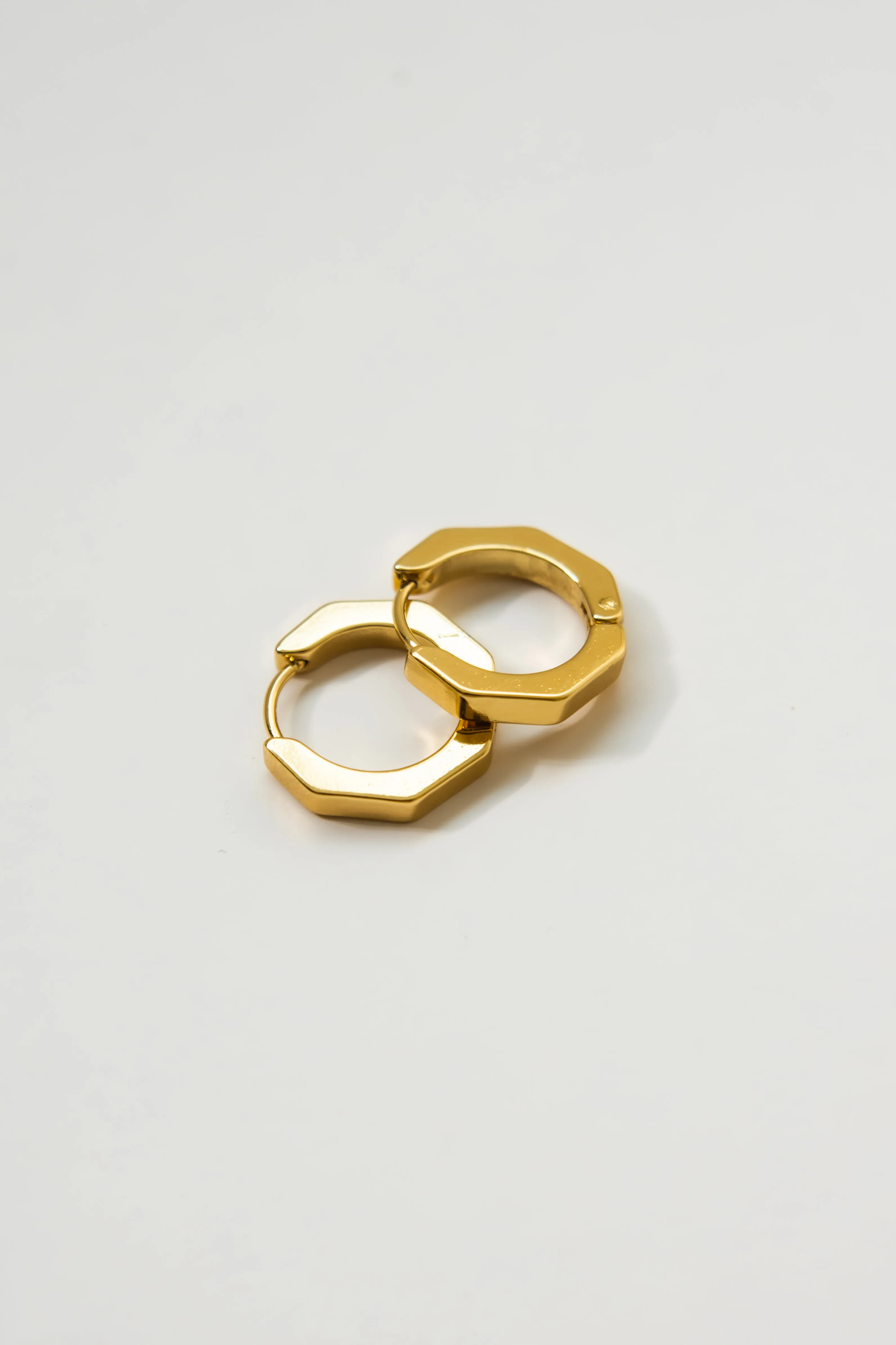 NUT HOOP EARRINGS sold by La comet