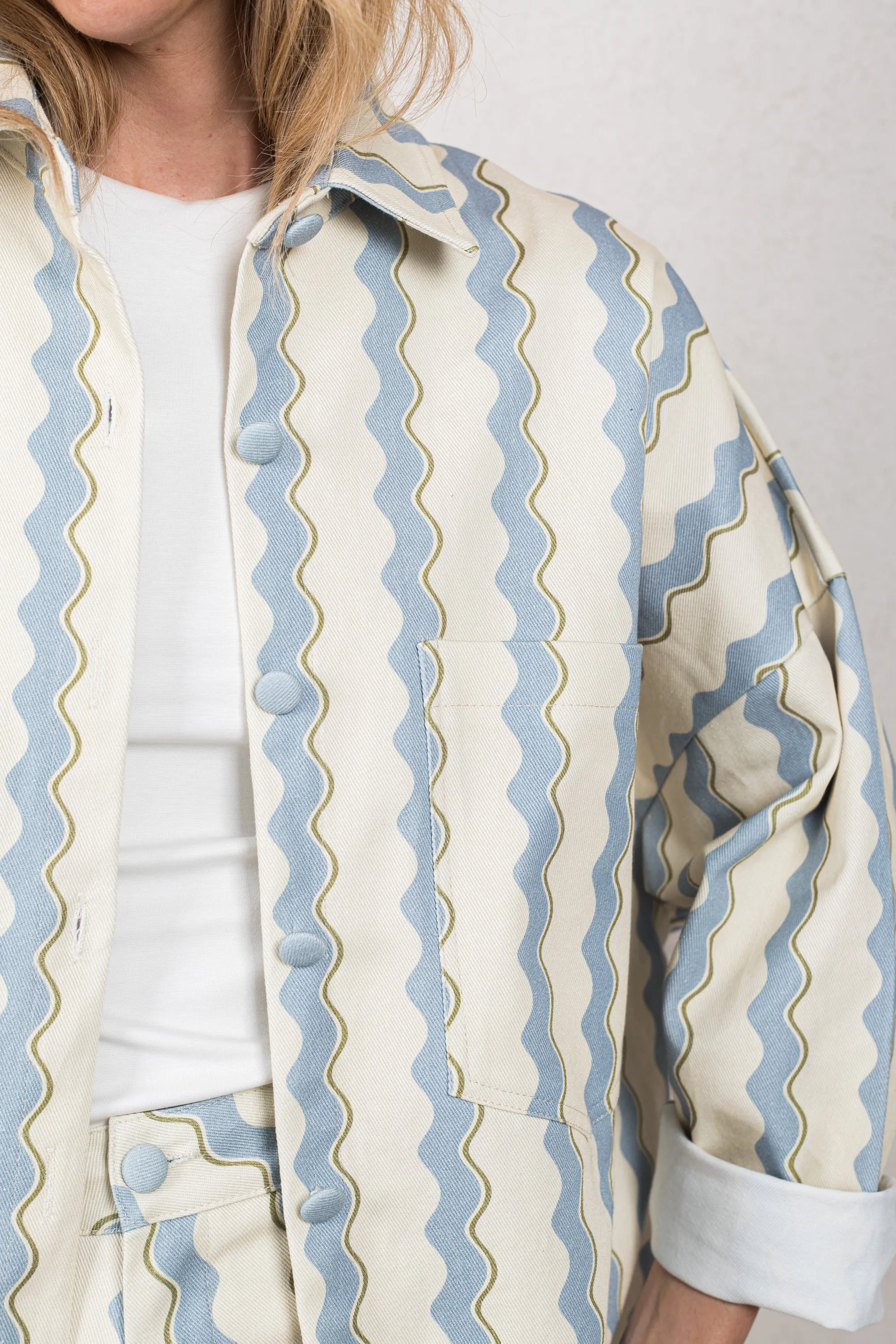 CELIA JACKET // WAVES SKY BLUE // ON DEMAND sold by La comet product image thumbnail 2