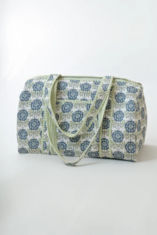 BLUE FLOWERS SPORTS BAG made by La comet