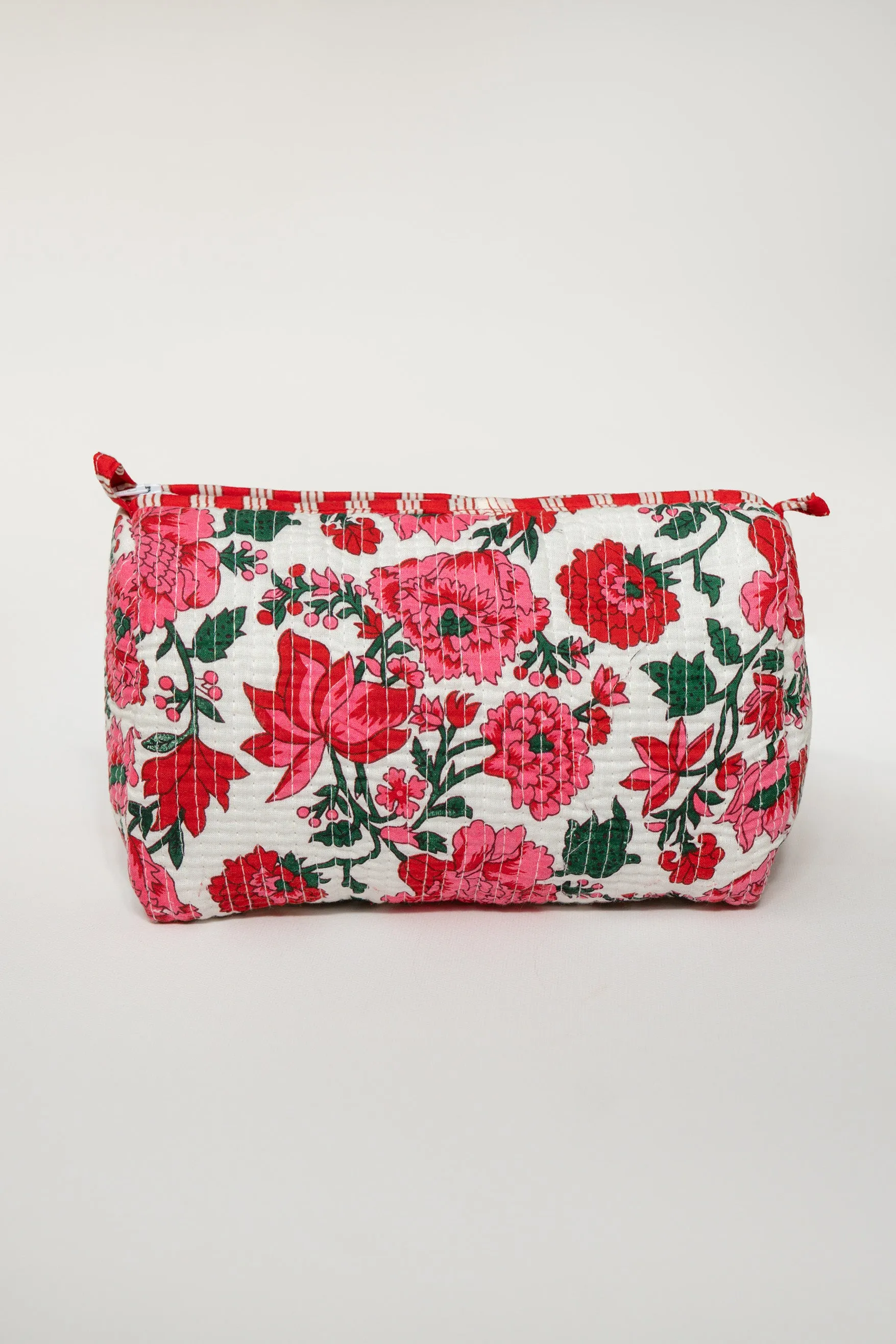SMALL TOILETRY BAG // RED FLOWERS sold by La comet product image thumbnail 3