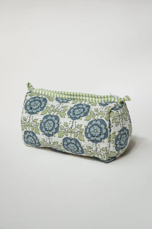 SMALL TOILETRY BAG BLUE FLOWERS made by La comet