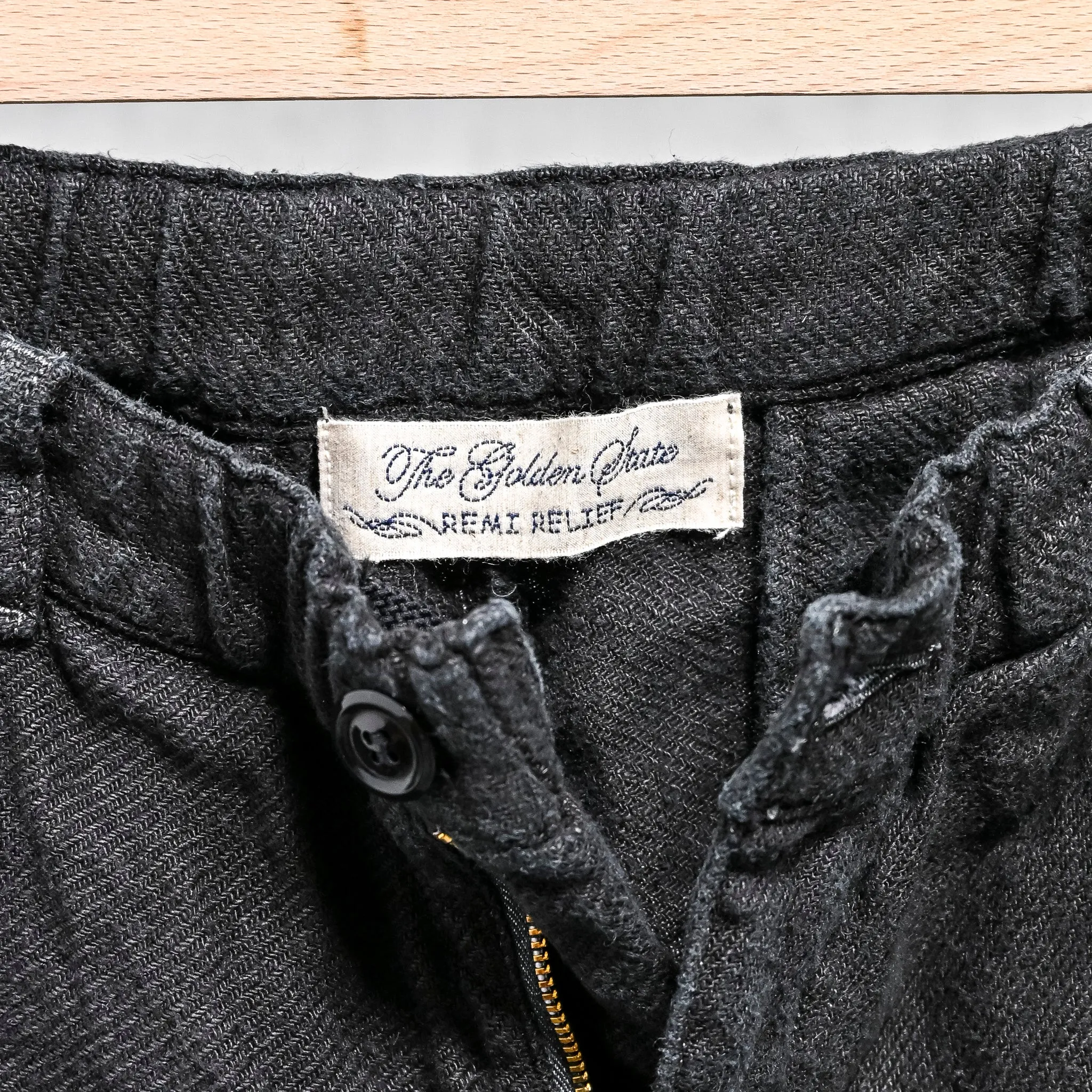 Remi Relief Linen Twill Easy Shorts Black sold by Frans Boone product image thumbnail 4
