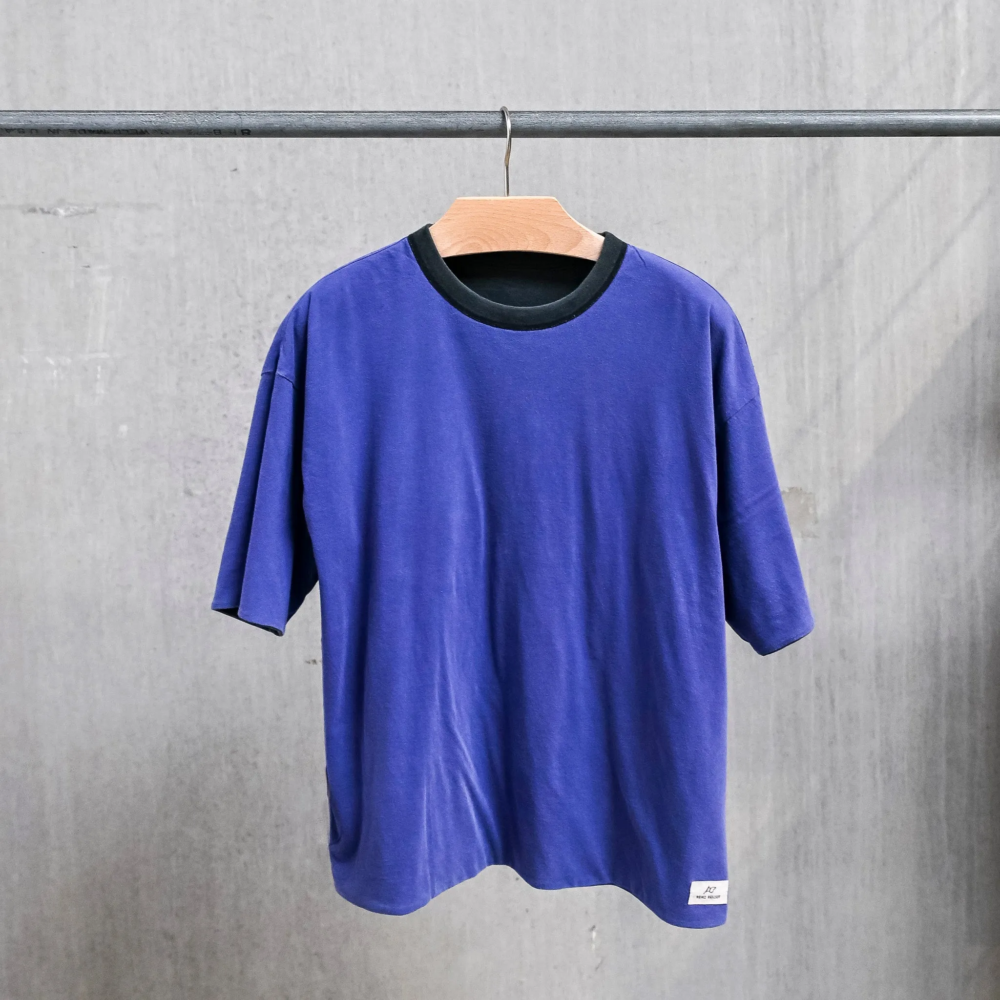 Remi Relief Reversible Pocket T-Shirt Black x Navy sold by Frans Boone product image thumbnail 2