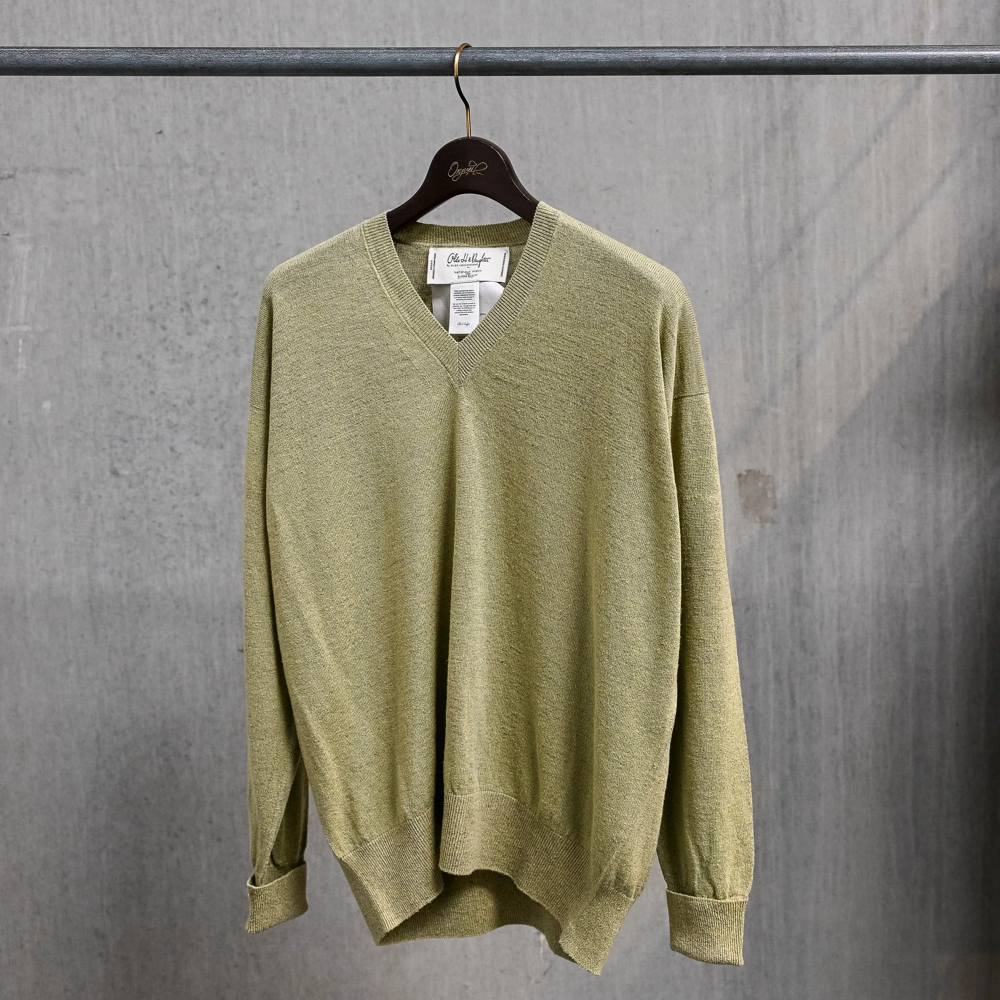 Olde H & Daughter Linen Silk Plain Stitch V-Neck Meadow sold by Frans Boone