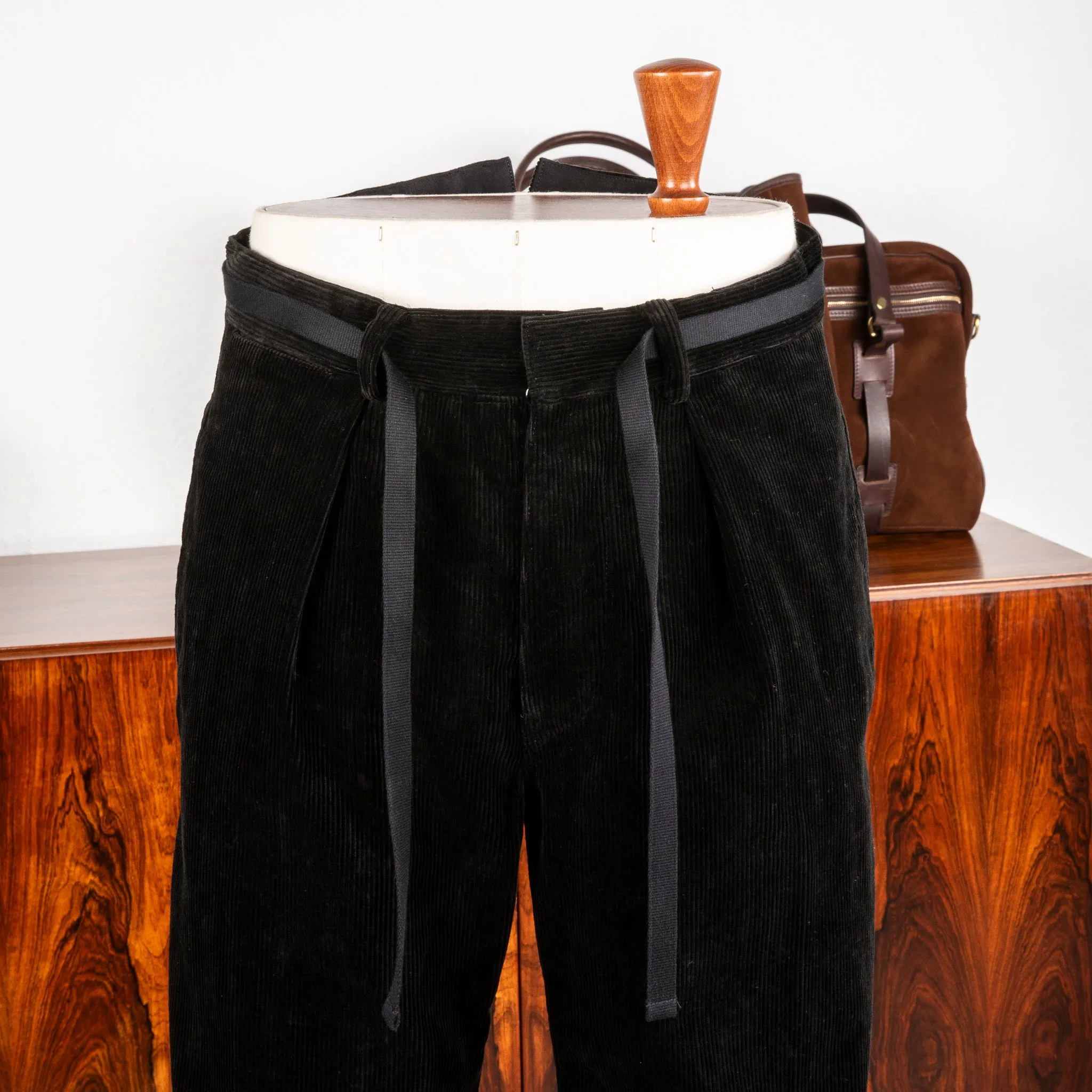 Cohérence Alain 10-Wale Corduroy Trousers Black sold by Frans Boone product image thumbnail 5
