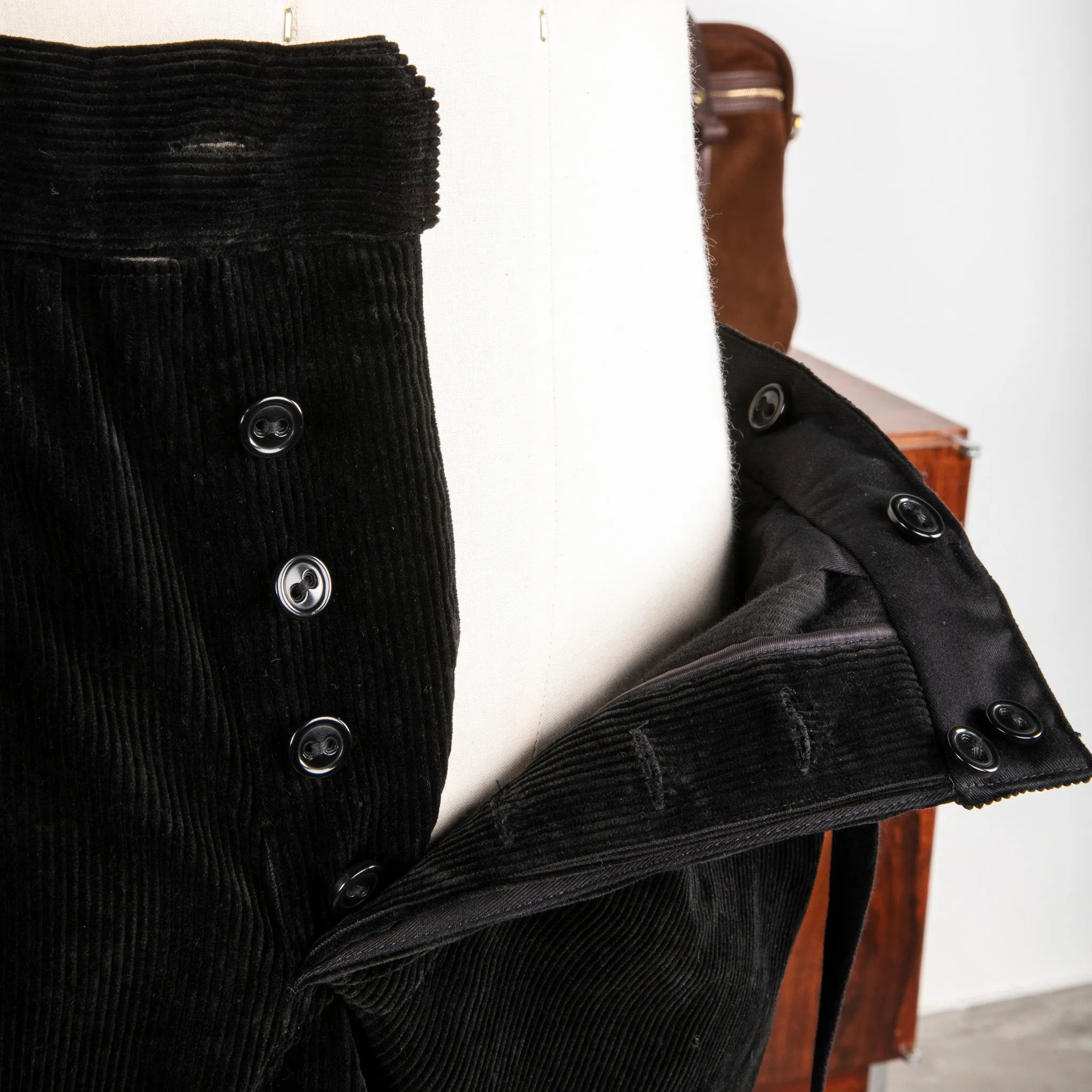 Cohérence Alain 10-Wale Corduroy Trousers Black sold by Frans Boone product image thumbnail 4