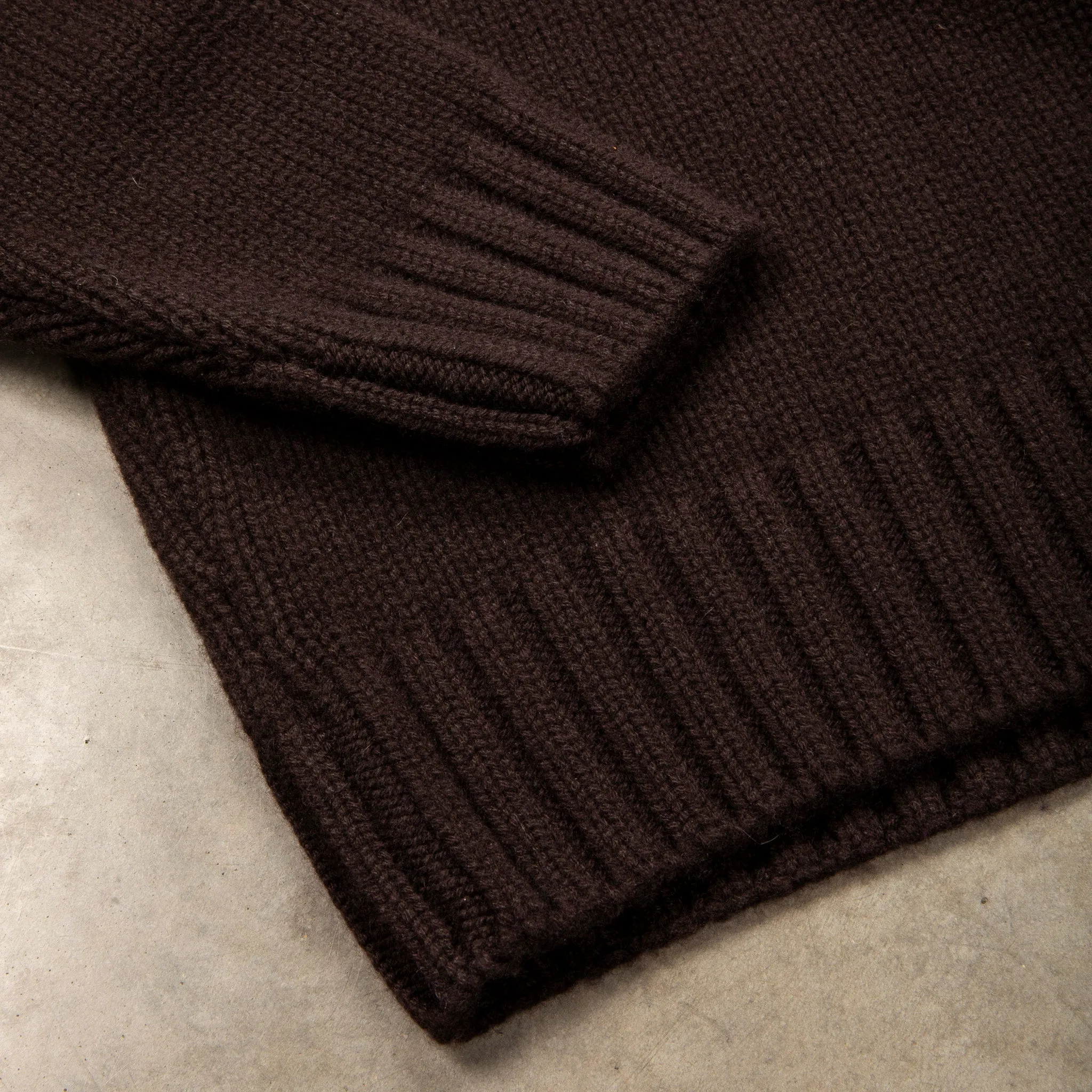 Drumohr Cashmere Tre Fili Dolcevita Tartufo sold by Frans Boone product image thumbnail 5