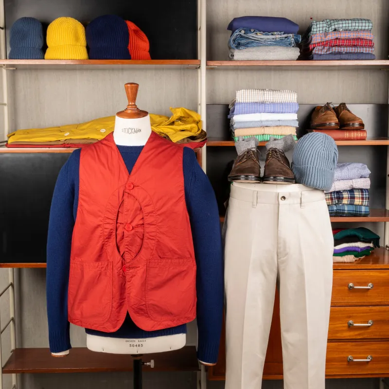 The Corona Utility CV001 Game Vest Cotton Light Twill Red made by The Corona Utility