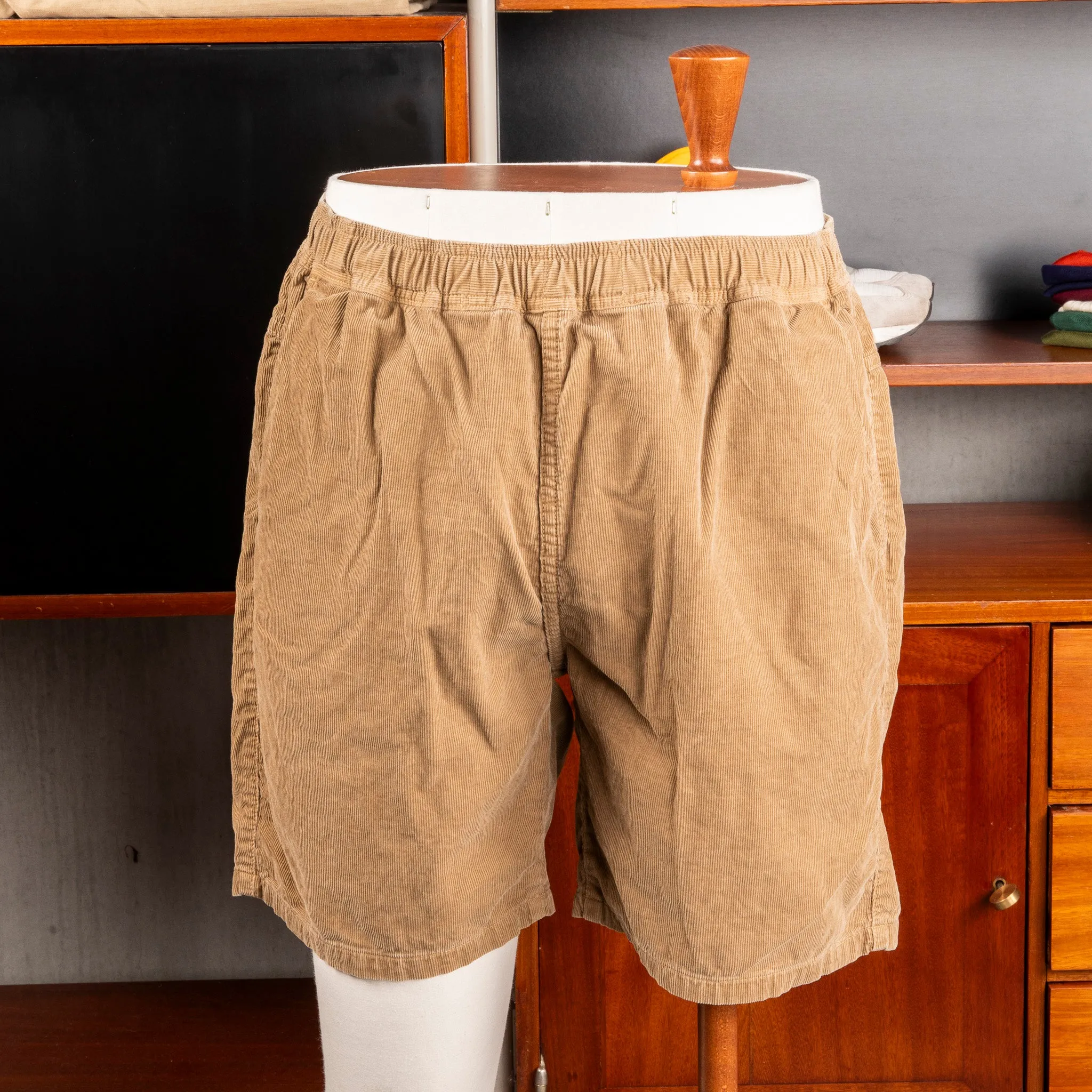 Remi Relief Corduroy Easy Shorts Beige sold by Frans Boone product image thumbnail 2