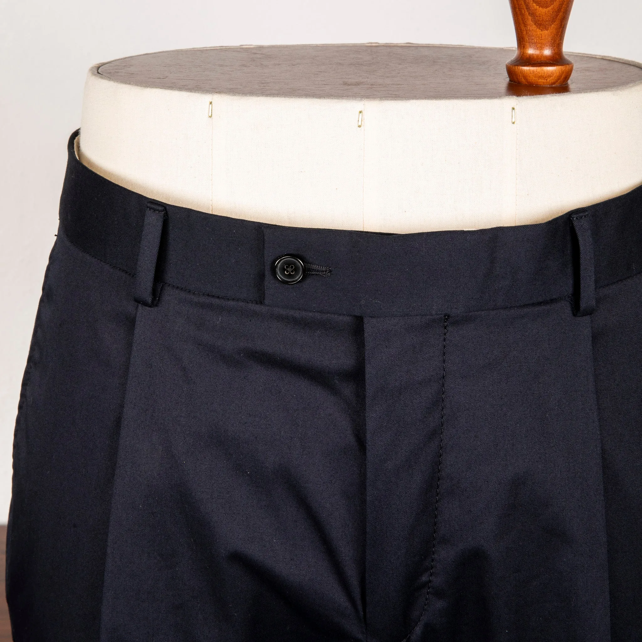 Caruso Pantaloni Cottone Stretch Blu Notte sold by Frans Boone product image thumbnail 2