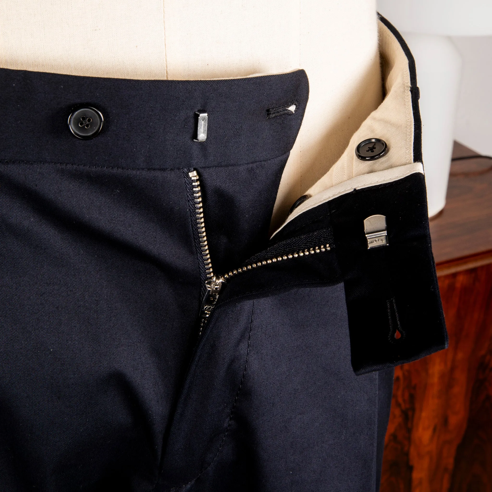 Caruso Pantaloni Cottone Stretch Blu Notte sold by Frans Boone product image thumbnail 3