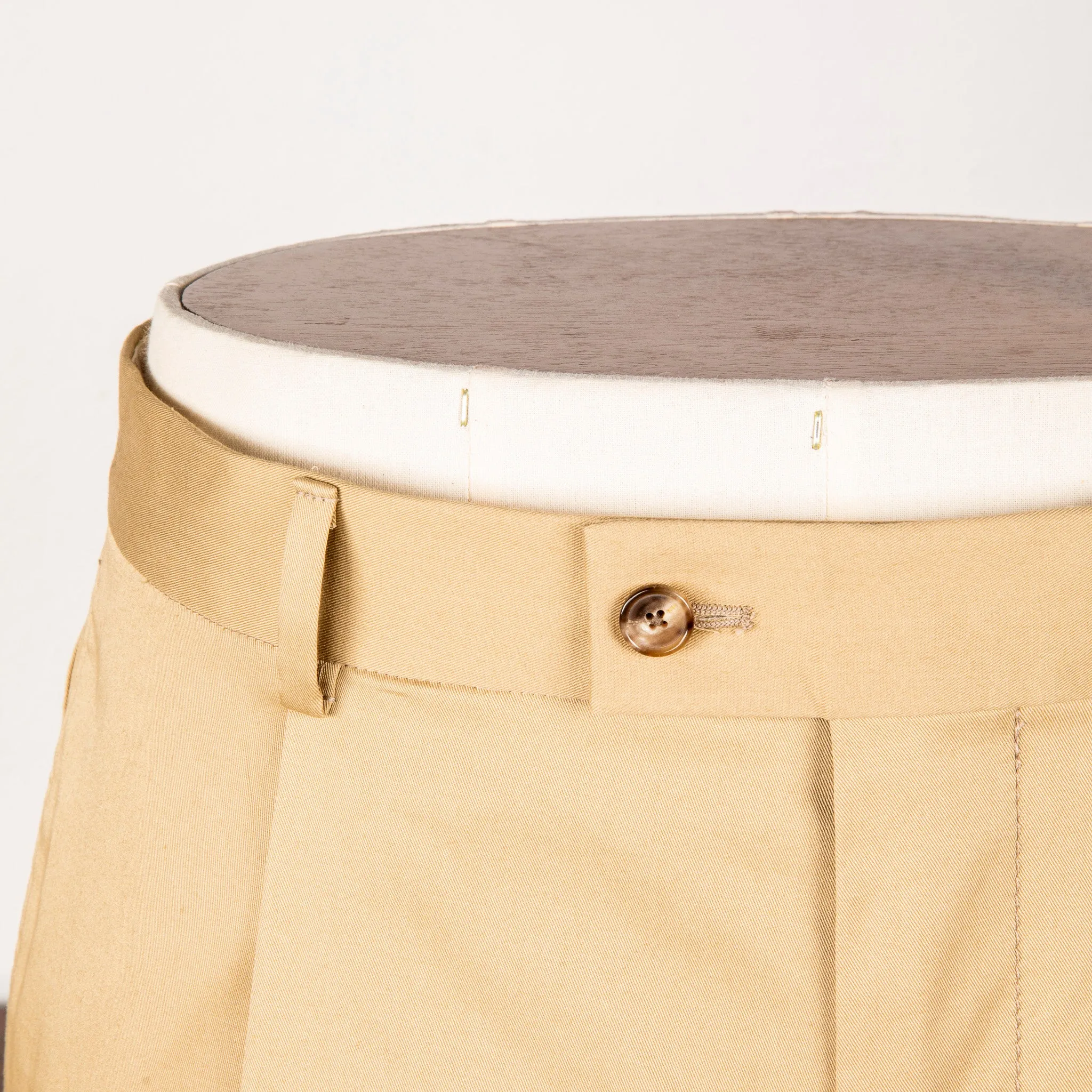 Caruso Pantaloni Cottone Stretch Beige Medio sold by Frans Boone product image thumbnail 2