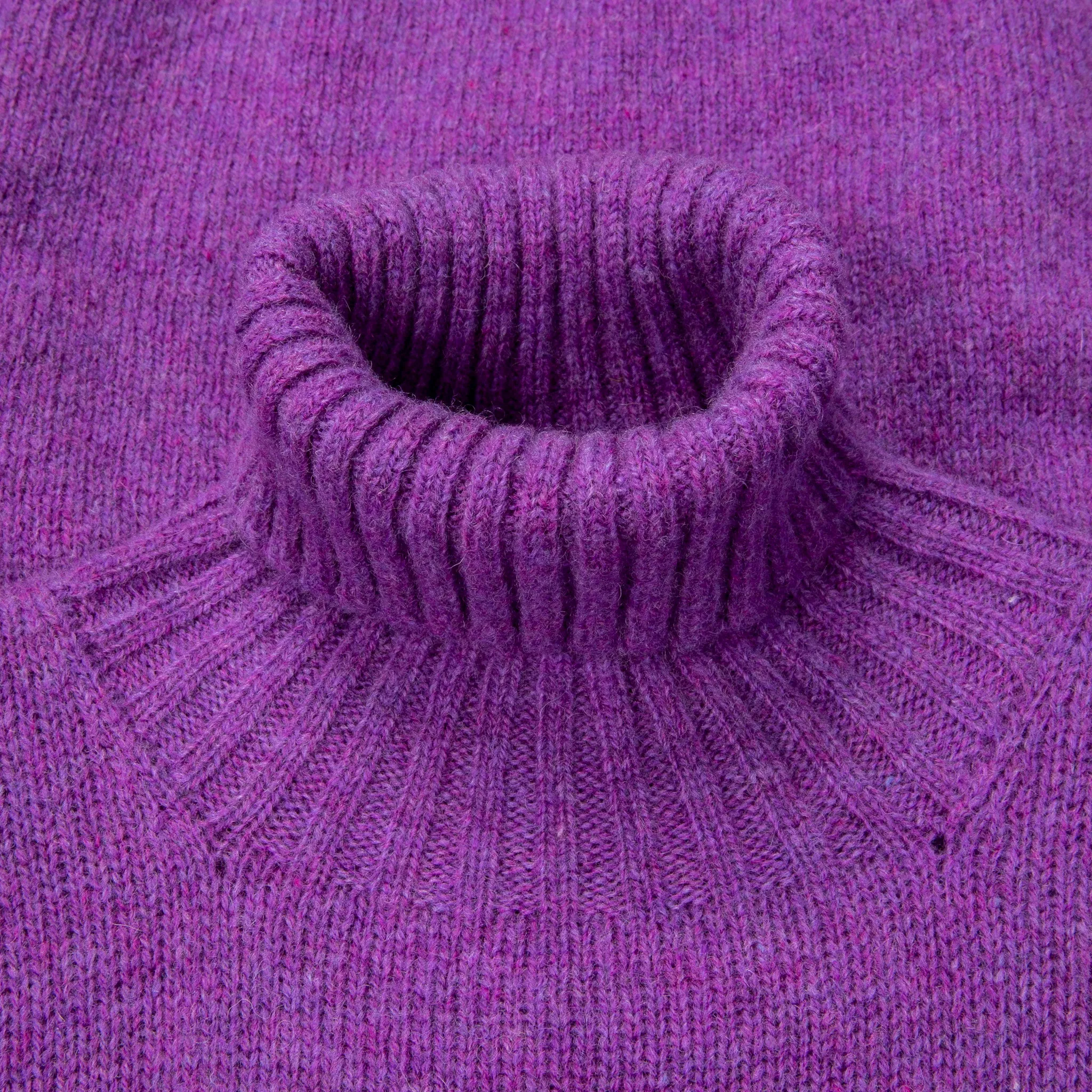 Laurence J. Smith Super Soft Seamless Roll Neck Pullover New Amethyst sold by Frans Boone product image thumbnail 4