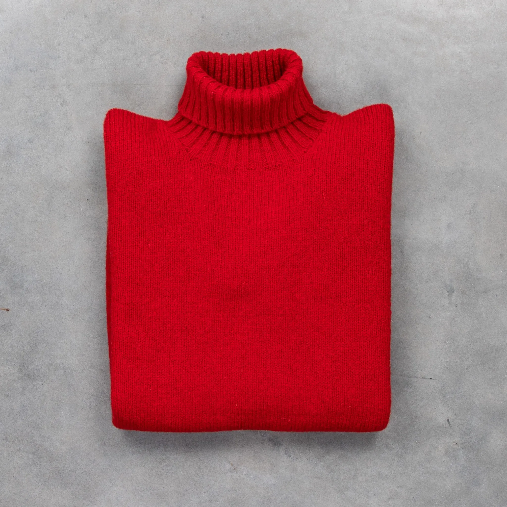 Laurence J. Smith Super Soft Seamless Roll Neck Pullover Tudor sold by Frans Boone