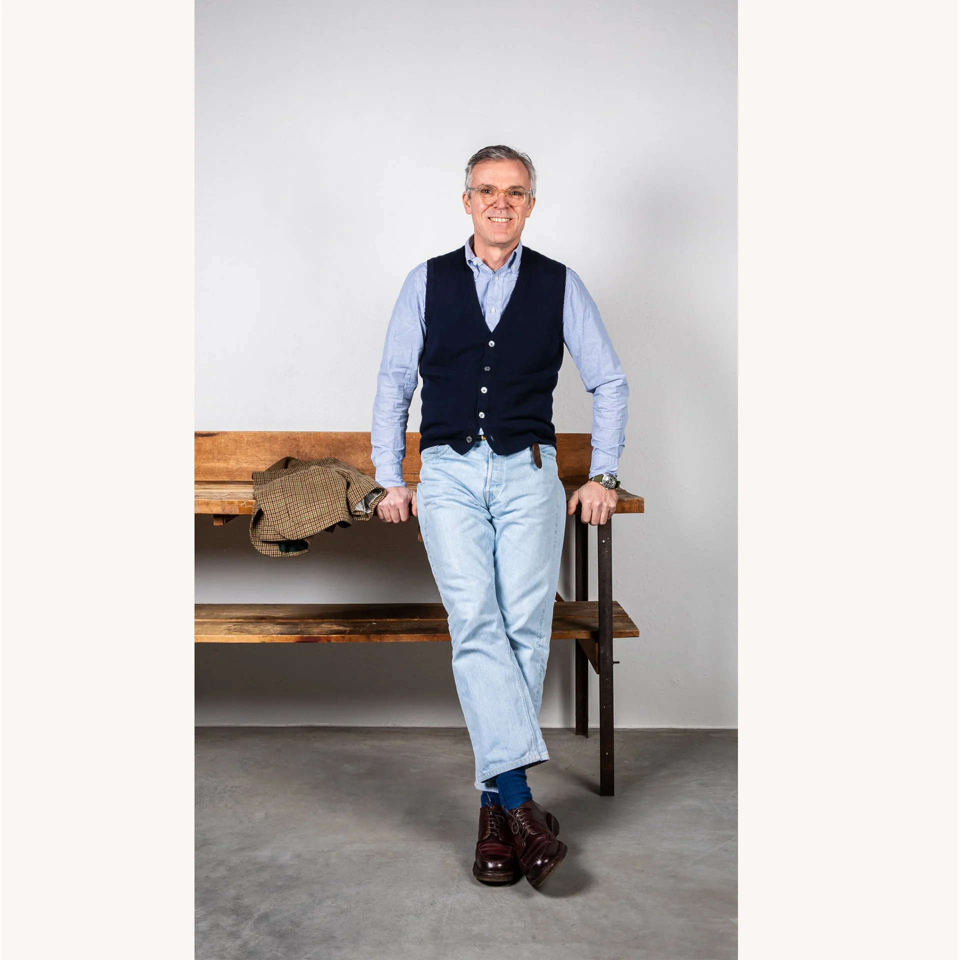 Drumohr Cashmere Gillet con Bottoni Blu Notte sold by Frans Boone product image thumbnail 2