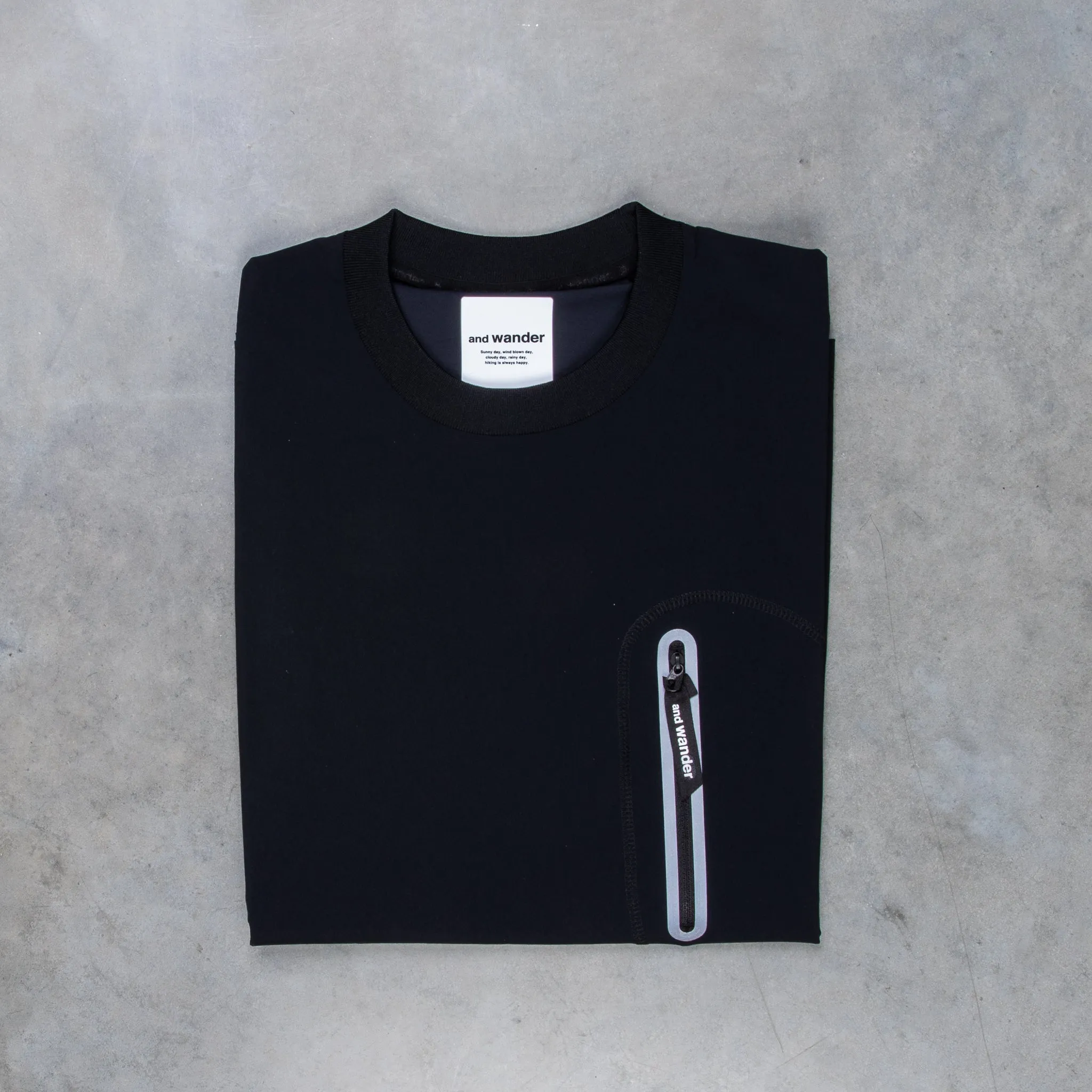 And Wander Cool Touch Pocket LS T Black sold by Frans Boone
