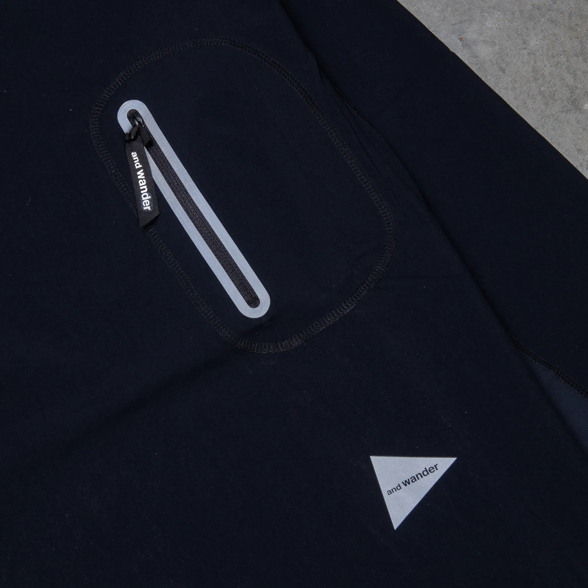 And Wander Cool Touch Pocket LS T Black sold by Frans Boone product image thumbnail 4