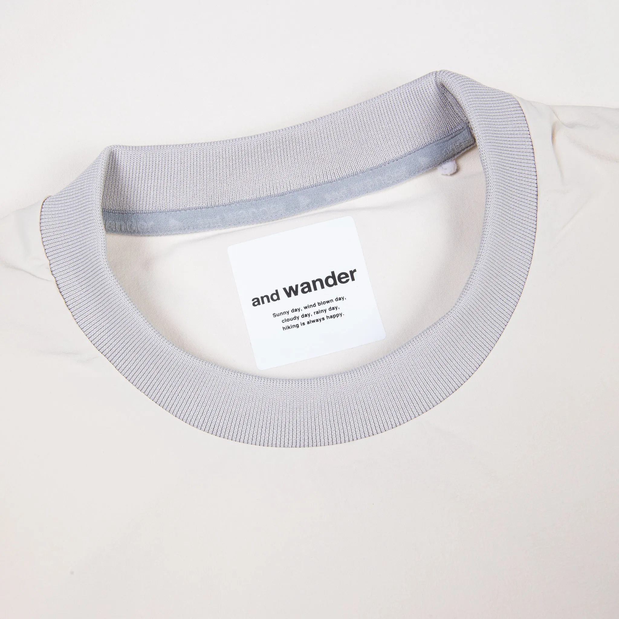 And Wander Cool Touch Pocket LS T Light Beige sold by Frans Boone product image thumbnail 3