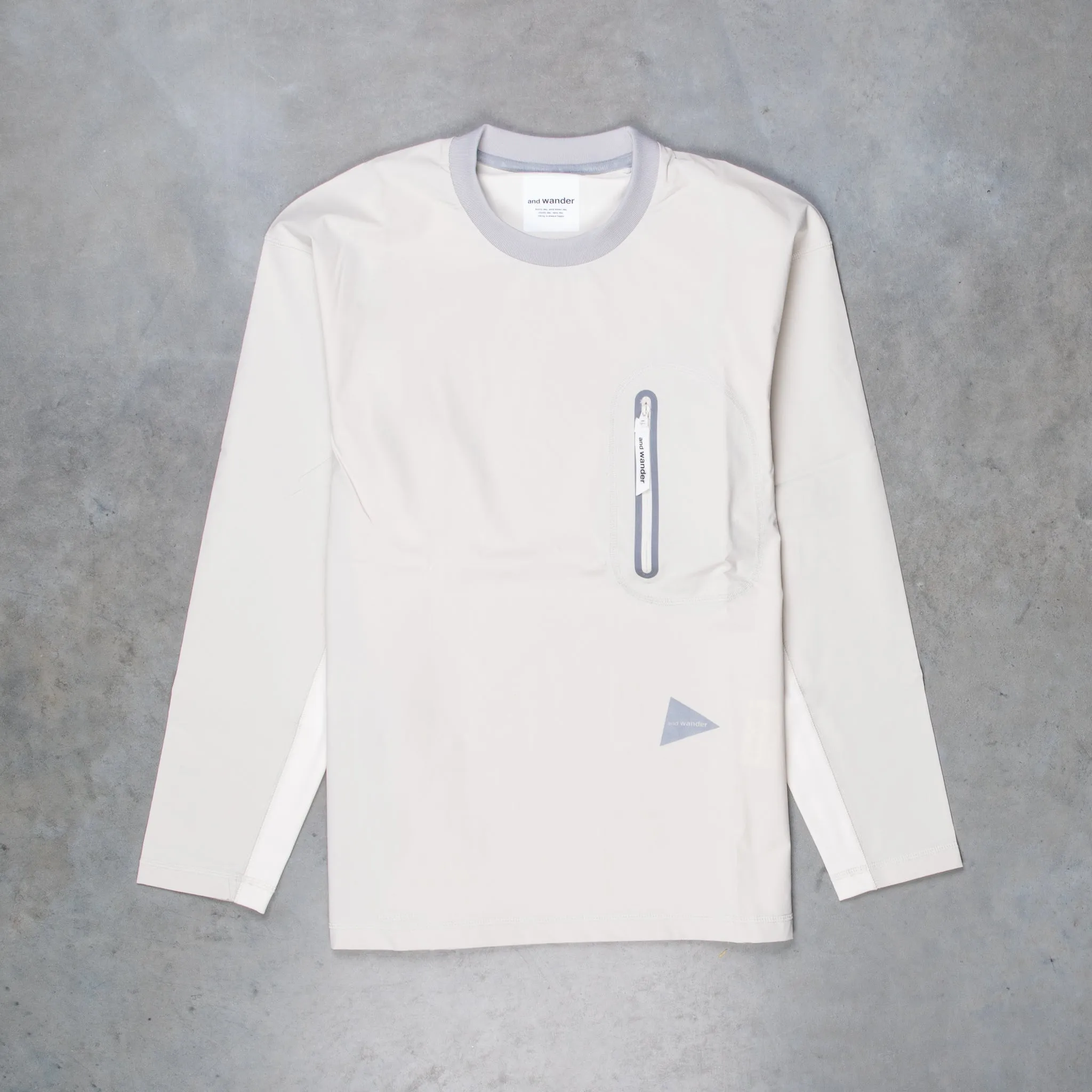 And Wander Cool Touch Pocket LS T Light Beige sold by Frans Boone product image thumbnail 2