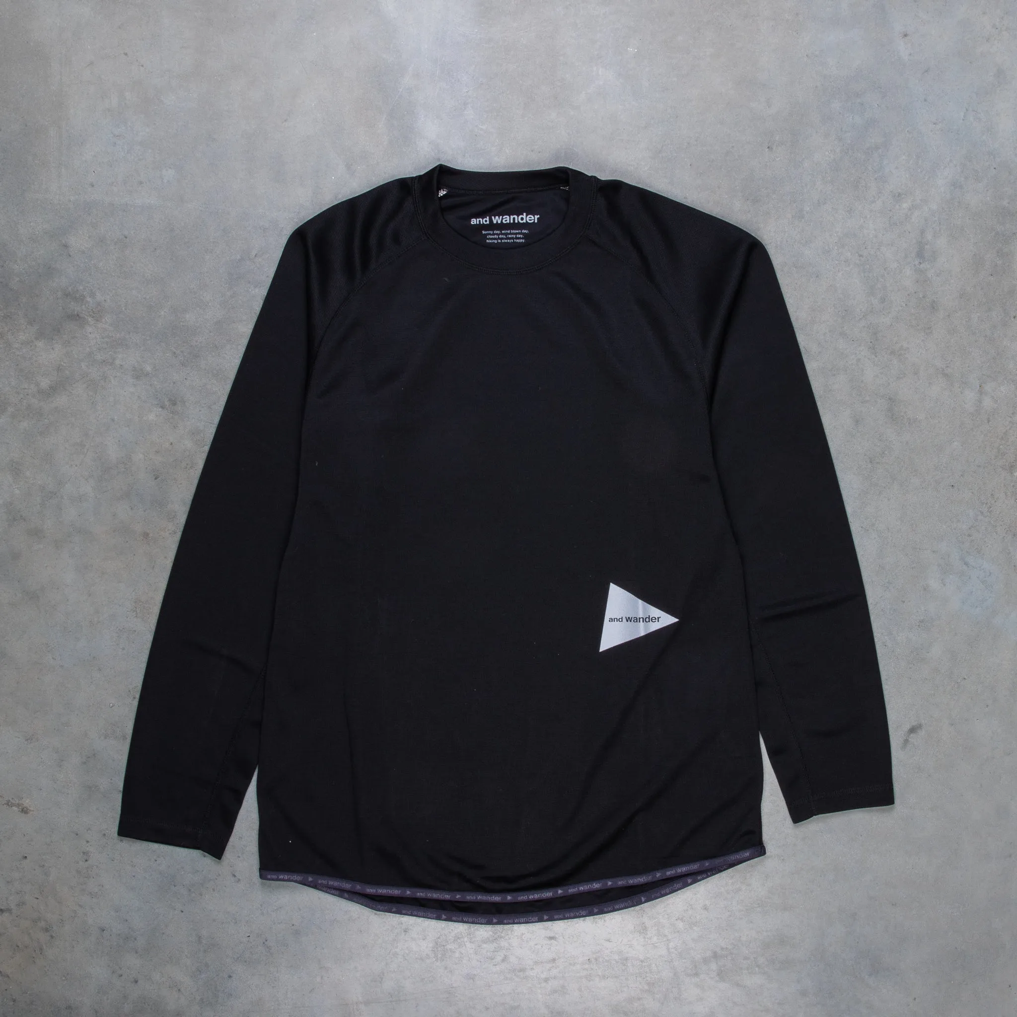 And Wander Power Dry Jersey Raglan LS T Black sold by Frans Boone product image thumbnail 2