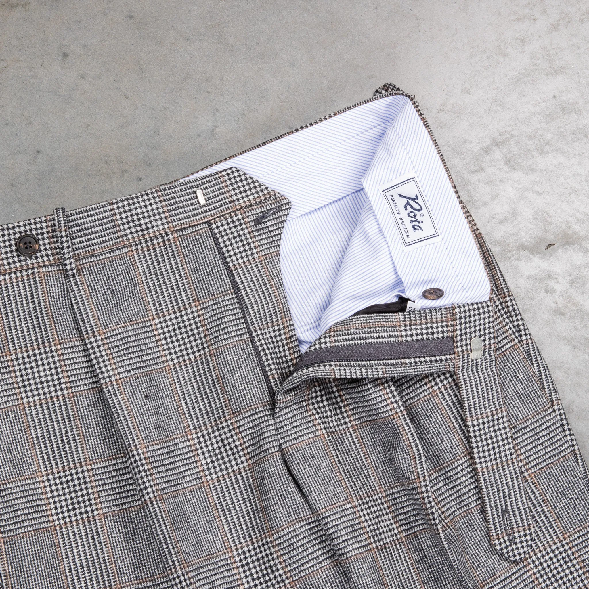 Rota Pantaloni High Rise Regular Fit Flannel Prince of Wales Check Beige sold by Frans Boone product image thumbnail 5