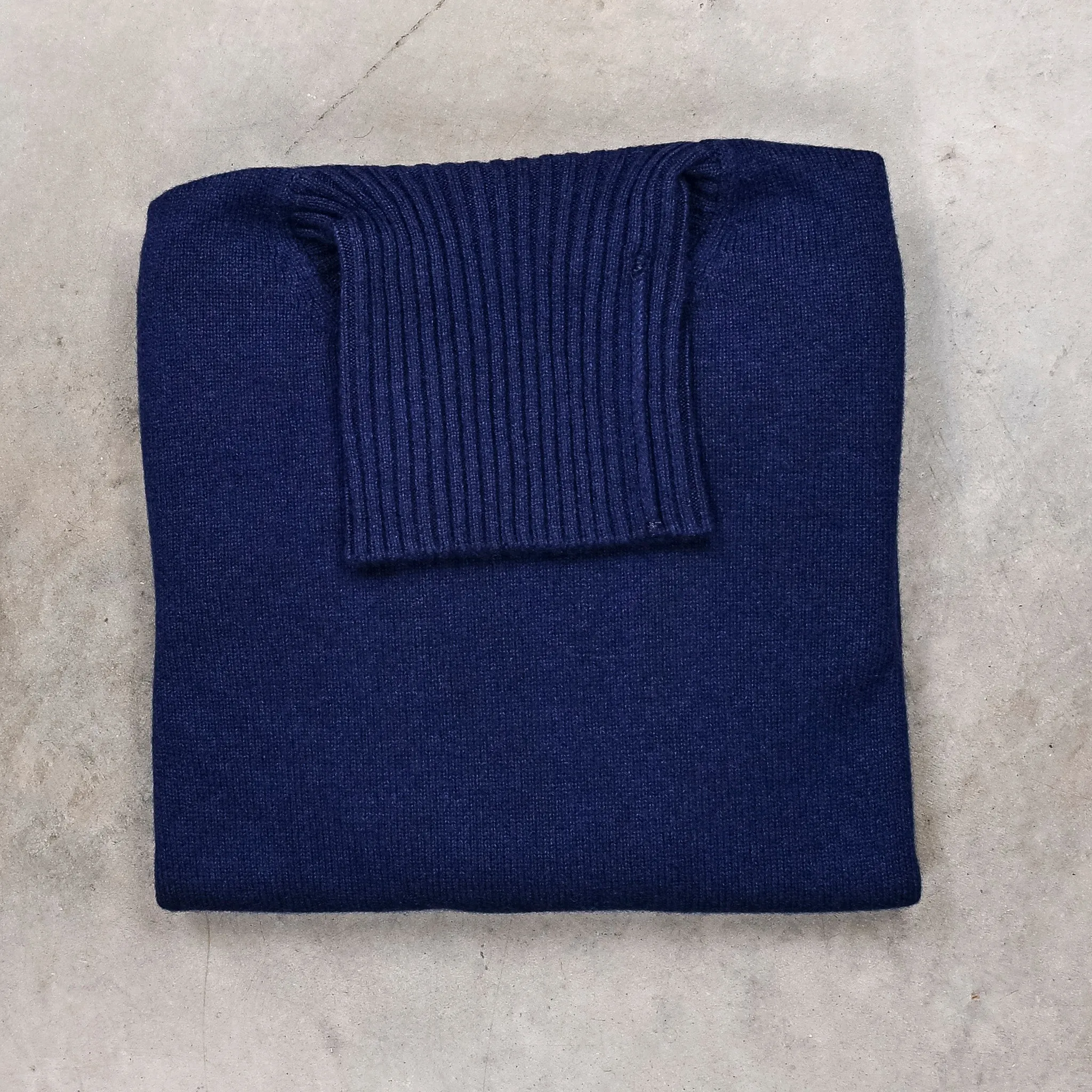 Drumohr Cashmere Dolcevita Turtleneck Navy Americana sold by Frans Boone