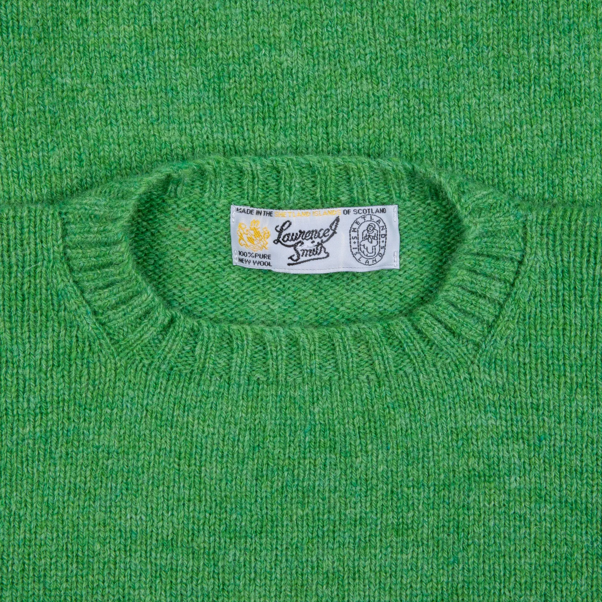 Laurence J. Smith Super soft Seamless Crew Neck Pullover Crabapple sold by Frans Boone product image thumbnail 3