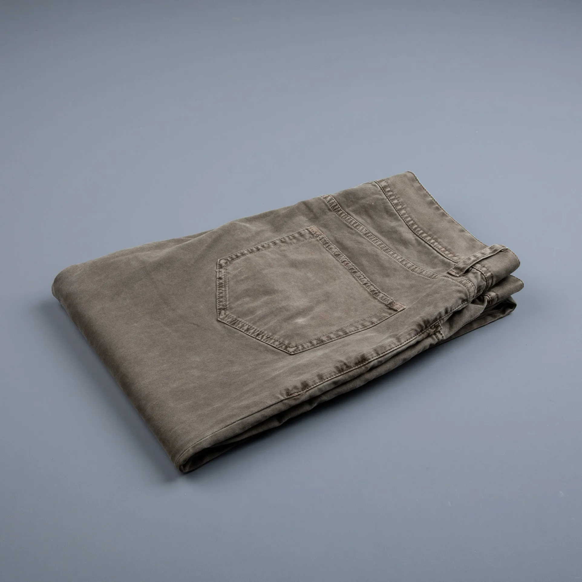 James Perse 5-Pocket Brushed Twill Old Whiskey P sold by Frans Boone