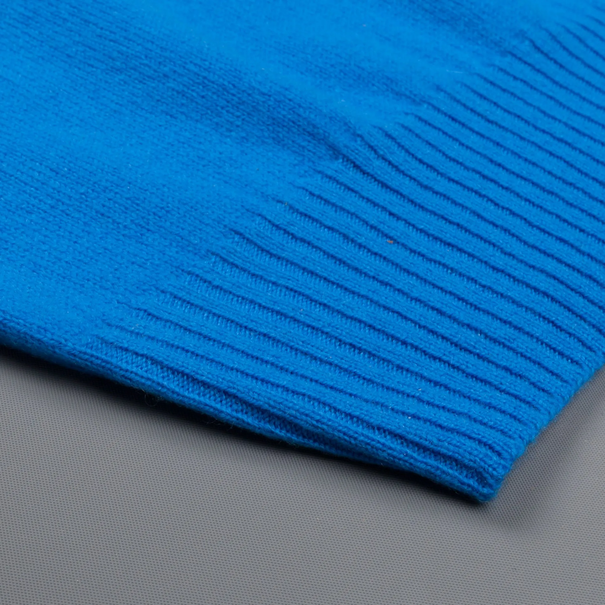 Drumohr Tabor Cashmere Crew Neck Blue sold by Frans Boone product image thumbnail 4
