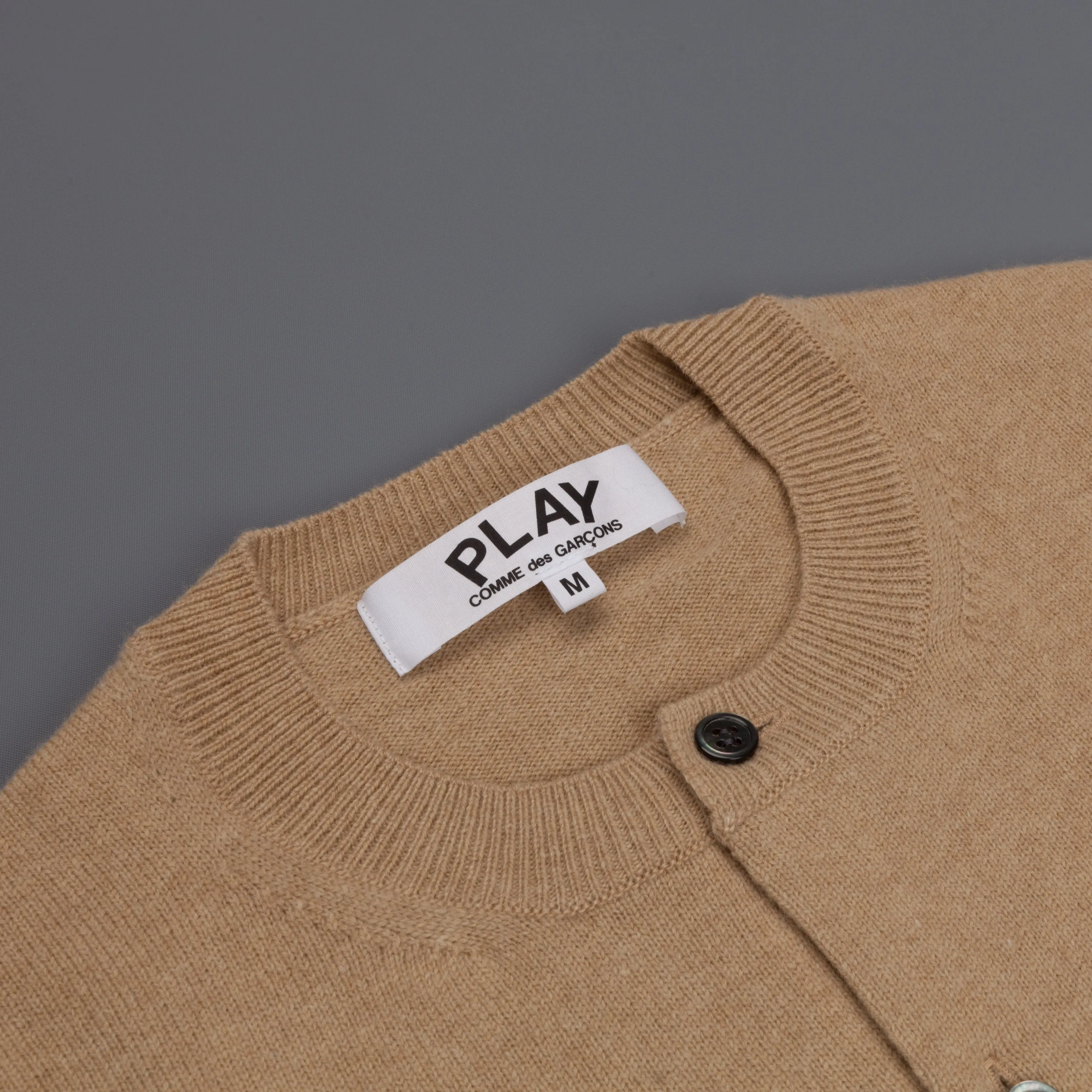Comme des Garçons PLAY Woman cardigan beige white heart sold by Frans Boone product image thumbnail 4