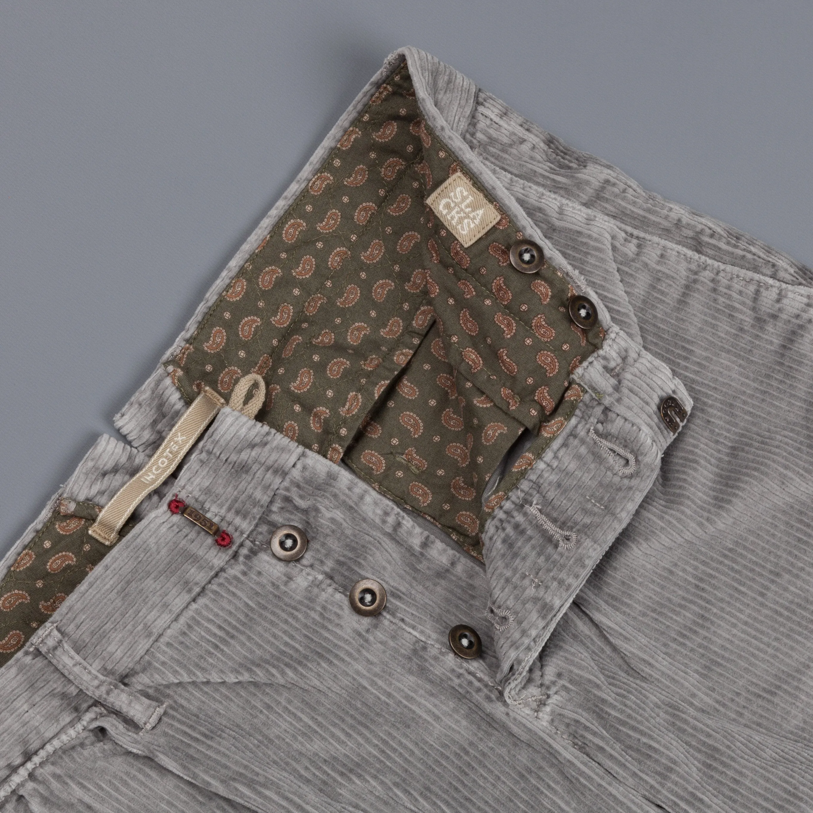 Incotex Model 1ST601 Velvet Corduroy Grigio Chiaro sold by Frans Boone product image thumbnail 4