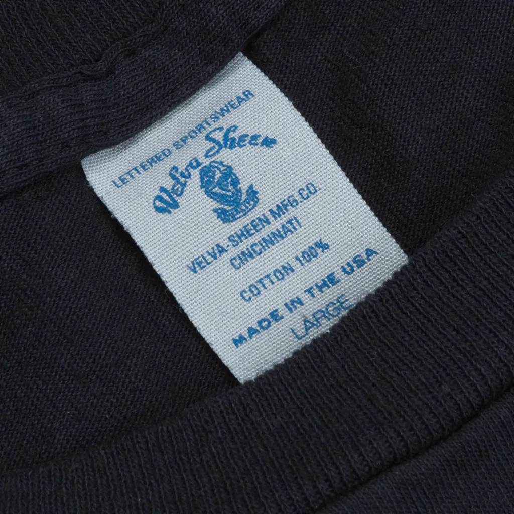 Velva Sheen Longsleeve Pocket T-Shirt Black sold by Frans Boone product image thumbnail 4