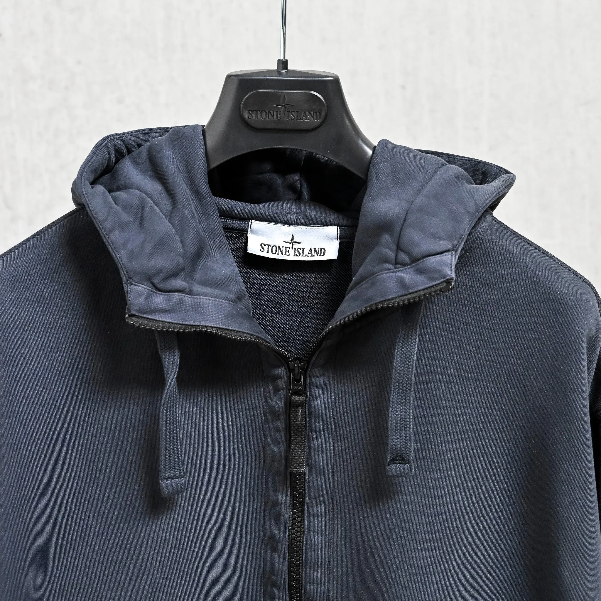 Stone Island Zip-up Hoodie Oversized-fit Blue Navy sold by Frans Boone product image thumbnail 2