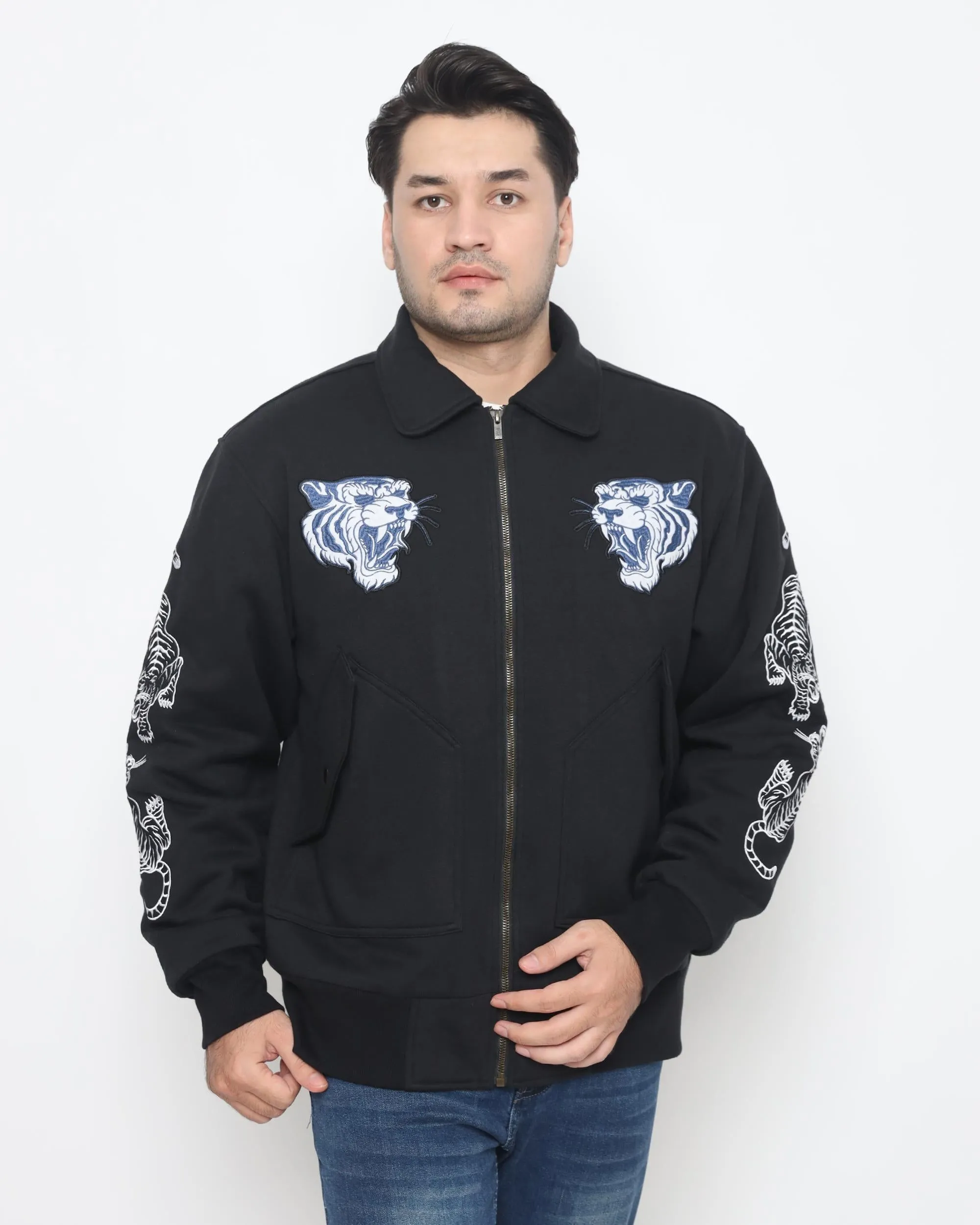 Erigo Varsity | Evos Glory Black Unisex sold by Erigo product image thumbnail 4