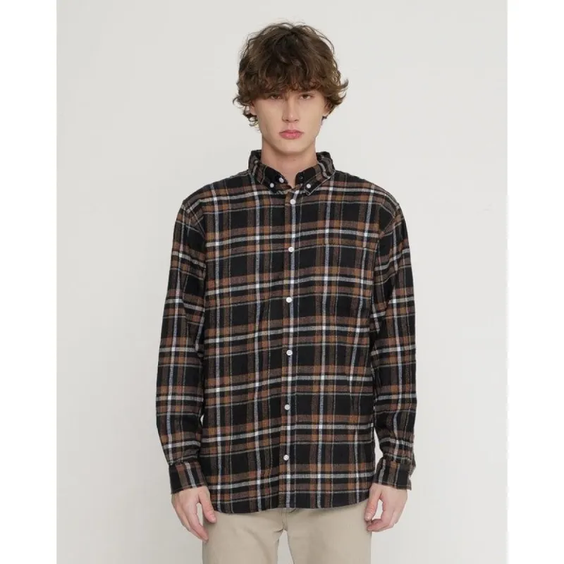 Erigo Flannel Bradley Black sold by Erigo